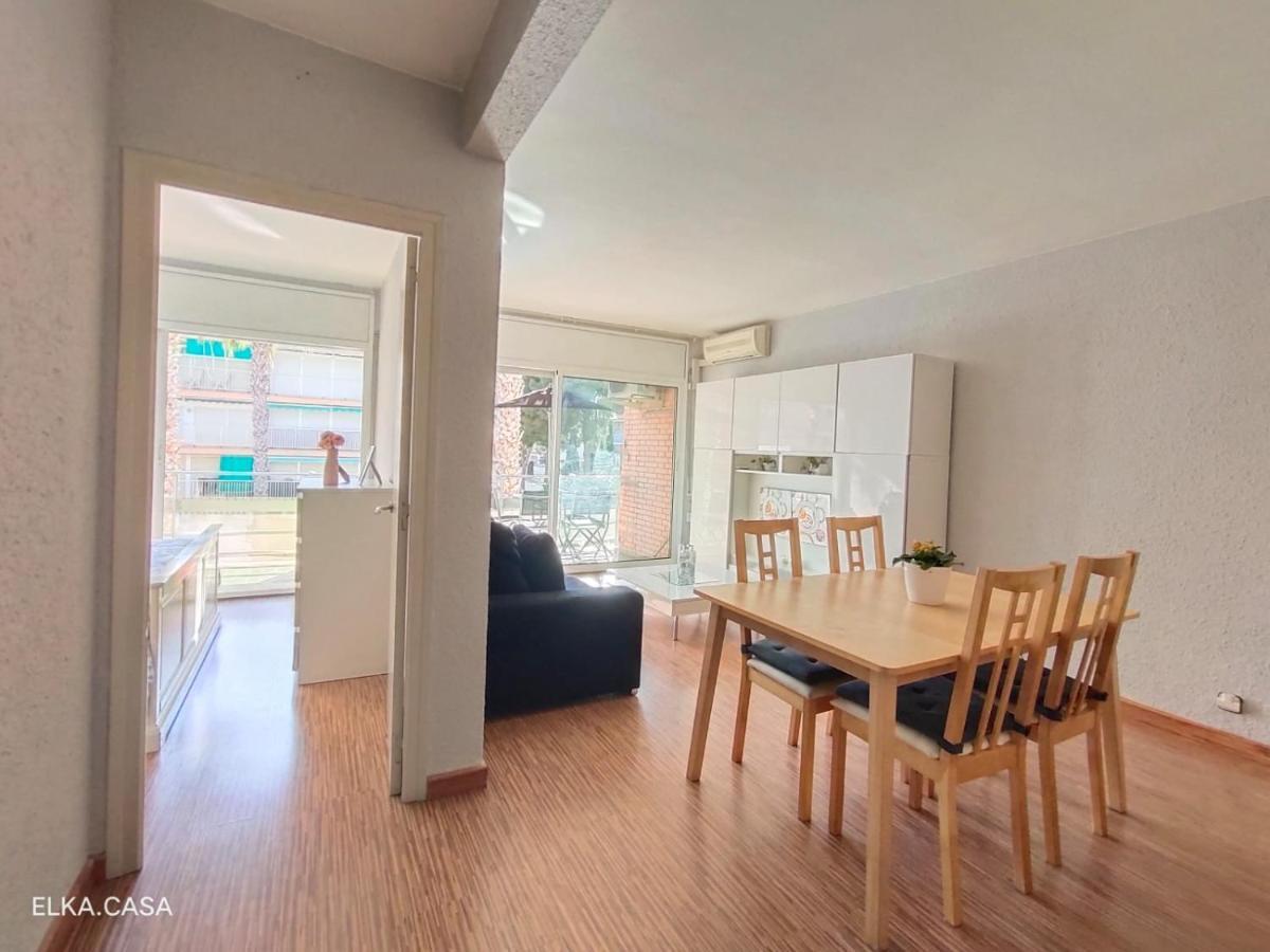 Apartamento Muy Luminoso En Segunda Linea De Mar Lejlighed Roda de Bará Eksteriør billede