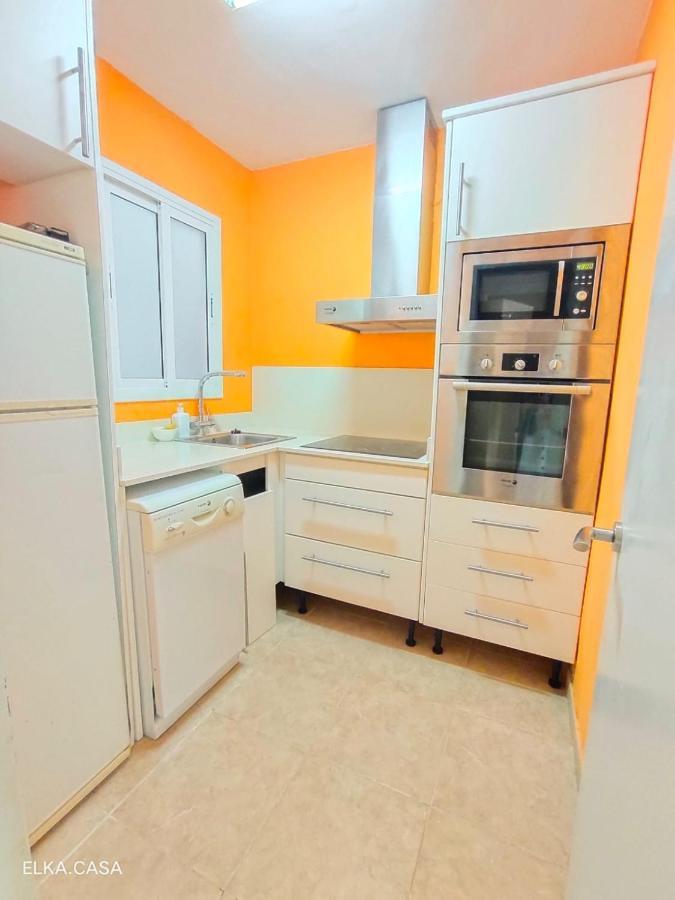 Apartamento Muy Luminoso En Segunda Linea De Mar Lejlighed Roda de Bará Eksteriør billede