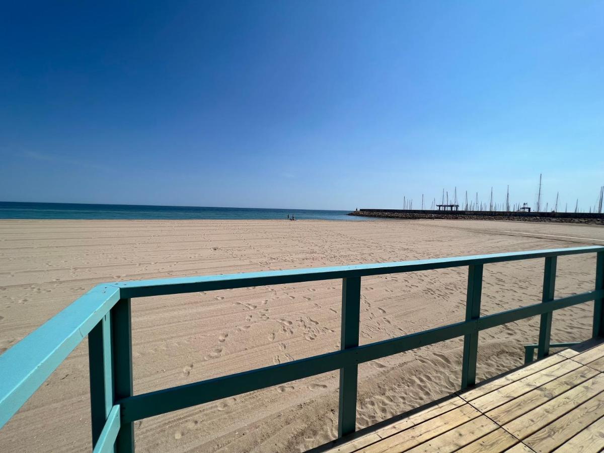 Apartamento Muy Luminoso En Segunda Linea De Mar Lejlighed Roda de Bará Eksteriør billede